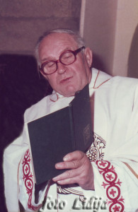 IMAGE0156